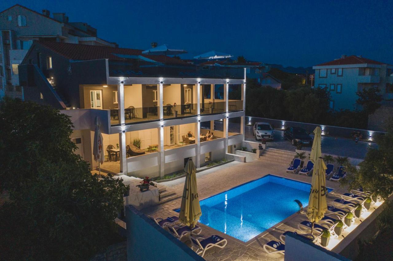 Villa Royal Novalja Exterior foto